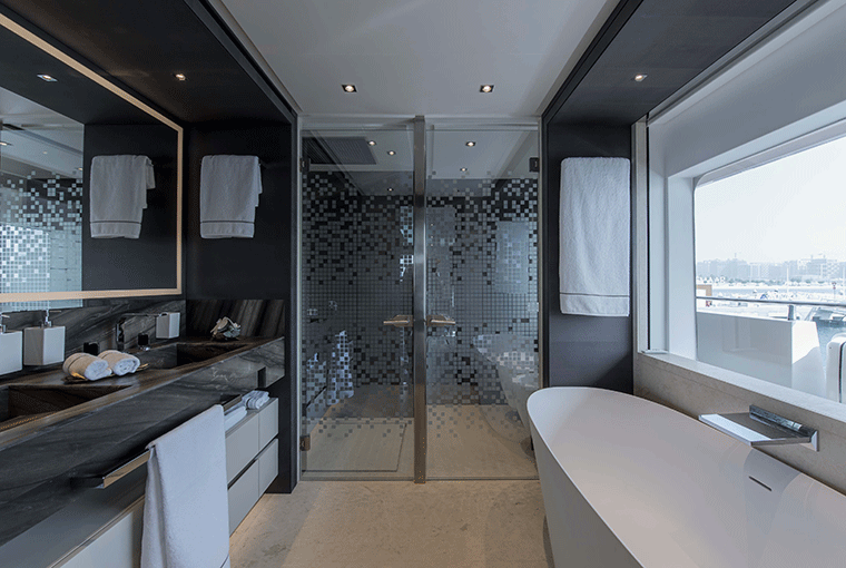 Majesty 175